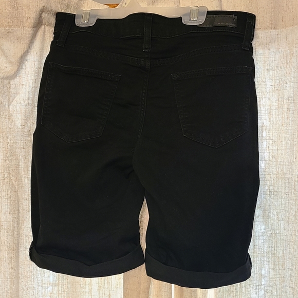 DKNY Jeans Bermuda Short - Picture 2 of 4